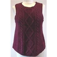 bnwt insight size 8 burgundy sleeveless jumper