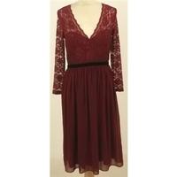 BNWT ASOS Size 10 Red Lace Dress