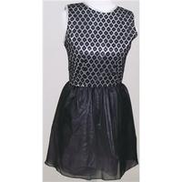 BNWT Cupid\'s Wardrobe size 10 silver & black mini dress