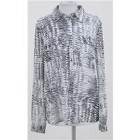 BNWT Per Una size 12 grey & white blouse