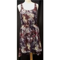 BNWT - g:21 by George - Size 8 - multi coloured - Dress