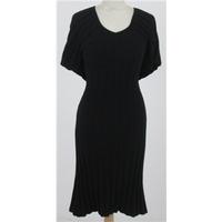 BNWT: Per Una Size: 14 Black fine knit cashmere dress
