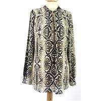 BNWT Marks & Spencer Size 12 Zip Thru 70\'s Style Tunic With a Cream, Black and Mustard Tribal Pattern