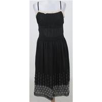BNWT: Fever: Size 10: Black sleeveless dress