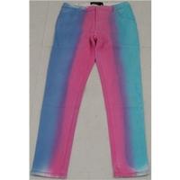 BNWT MinkPink, size S pink & blue jeans