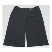 BNWT M&S, size 20 black wide leg cropped trousers