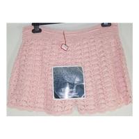 BNWT Tapestry size small pink crochet shorts
