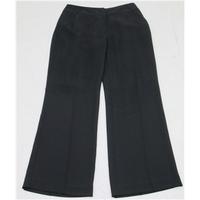 BNWT Twiggy, size 10 smart black straight leg trousers