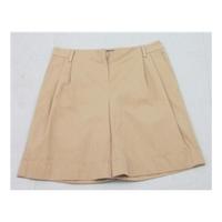 BNWT Aquascutum size 10 beige shorts