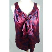 BNWT Blooming Marvellous Size 12 Satin Maternity Top with Bold Floral Print in Tonal Reds