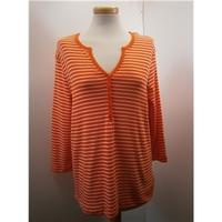BNWT - Gap - Size XL - Orange - T-shirt Gap - Size: XL - Orange - T-Shirt