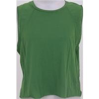 BNWT: Mink Pink: Size S: green crop t-shirt