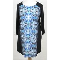 BNWT: M&S Size 22: Black & blue mix tunic top