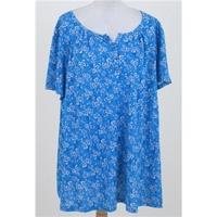 bnwt arcadia size 22 blue print top