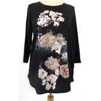 BNWT Marks & Spencer Size 8 Black and Floral Dipped Hem Digi Print Casual Top