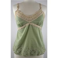 BNWT He Loves Me, He Love Me Not - Size: M - Pistachio Green - Sleeveless top