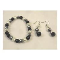 bnwt john lewis black grey white bead stretchy bracelet hoop earrings