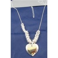 BNWT M&S silver coloured necklace with silver & gold heart shaped pendant