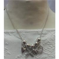 bnwt claires silver charm necklace claires size small metallics neckla ...