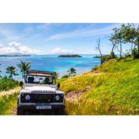 Bora Bora 4WD Tour, Lunch at Bloody Mary\'s and Shark and Stingray Snorkel Cruise