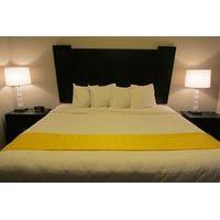 Boulders Inn and Suites Okoboji