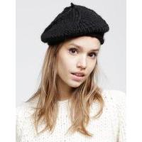 Bonnie Beret by Wool and the Gang
