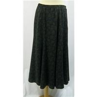 boex waist 27 30 inches multi coloured skirt