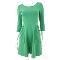 Boutique by Jaeger Size 6 Bright Green Skater Dress