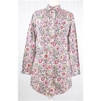 boden size 12 grey pink floral long blouse