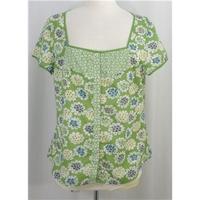 Boden - Size: 16 - Green floral pattern - blouse