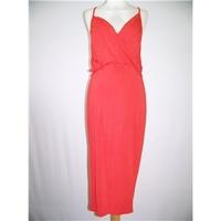 boohoo size 12 red long dress