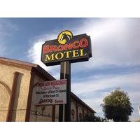 Bronco Motel