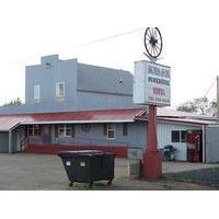 Broken Spoke Bunkhouse Motel