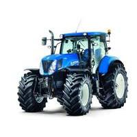 Britains 1:32 Scale New Holland Tractor