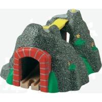 brio adventure tunnel 33481