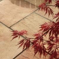 bradstone old riven paving autumn cotswold patio pack 525 m2 per pack