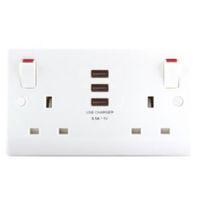 British General 13A White Switched Double Socket & 3 x USB