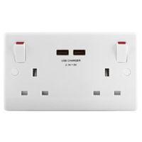 British General 13A White Switched Double Socket & 2 x USB