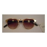 brand new with tag b base golden rim leopard print stem sunglasses