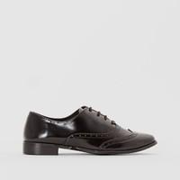 brogues with perforated detail