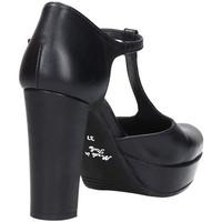 Brigitte D130 T-bar Shoes women\'s Court Shoes in black