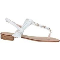 Brigitte Bs106 Sandals women\'s Sandals in white