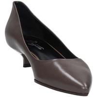 brigitte q83 tr heels womens court shoes in beige