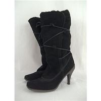 BRONX heeled lace up boots size 39 (UK 6)