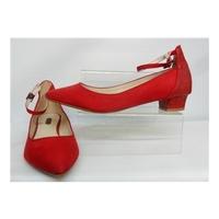 Brand New Dorothy Perkins red shoes Dorothy Perkins - Size: 9 - Red - Heeled shoes