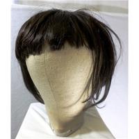 Brown - Short - Hair Wig with fringe - includes hair net