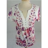 brand new without tags ms woman size 8 white pink blue mauve floral pa ...