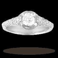 Brilliant cut 0.91 total carat weight solitaire and diamond set shoulders ring in 18 carat white gold - Ring size P