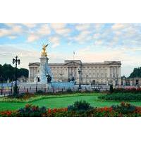Buckingham Palace Tour Including Changing of the Guard Ceremony and Afternoon Tea