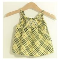 burberry size 9m summer top